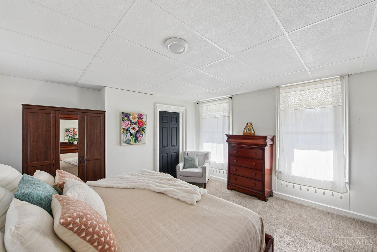 915 Third Street