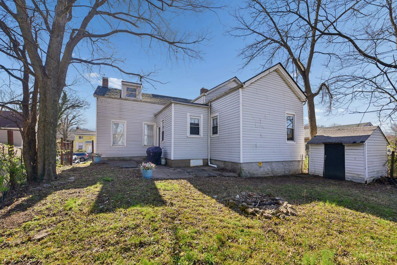 915 Third Street