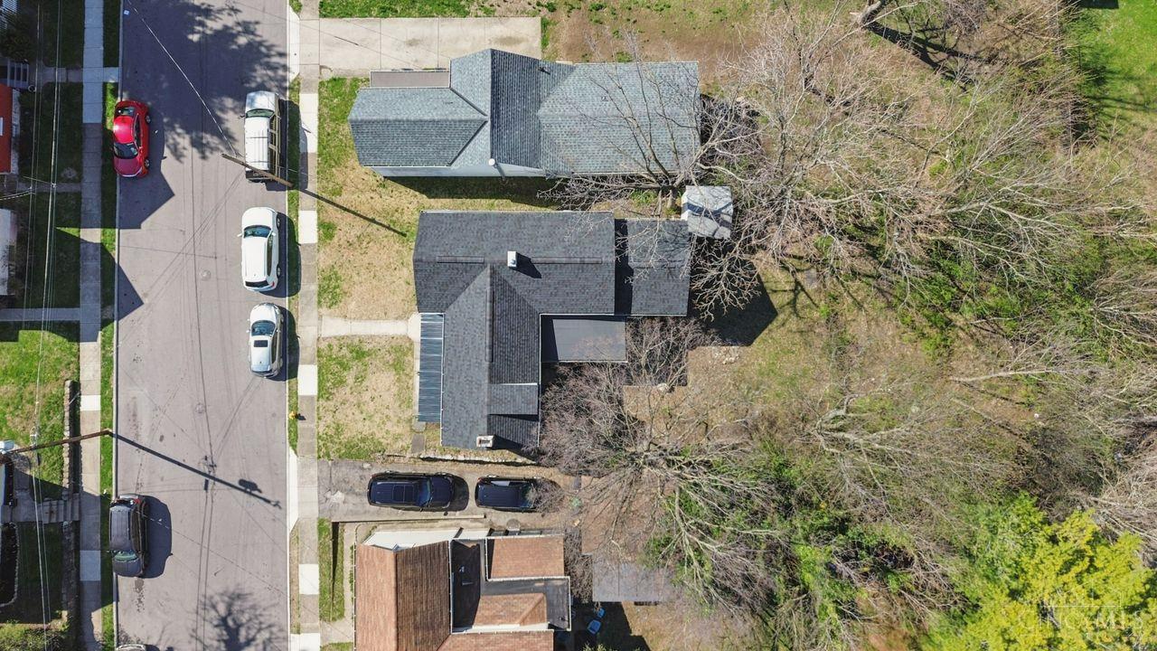 915 Third Street