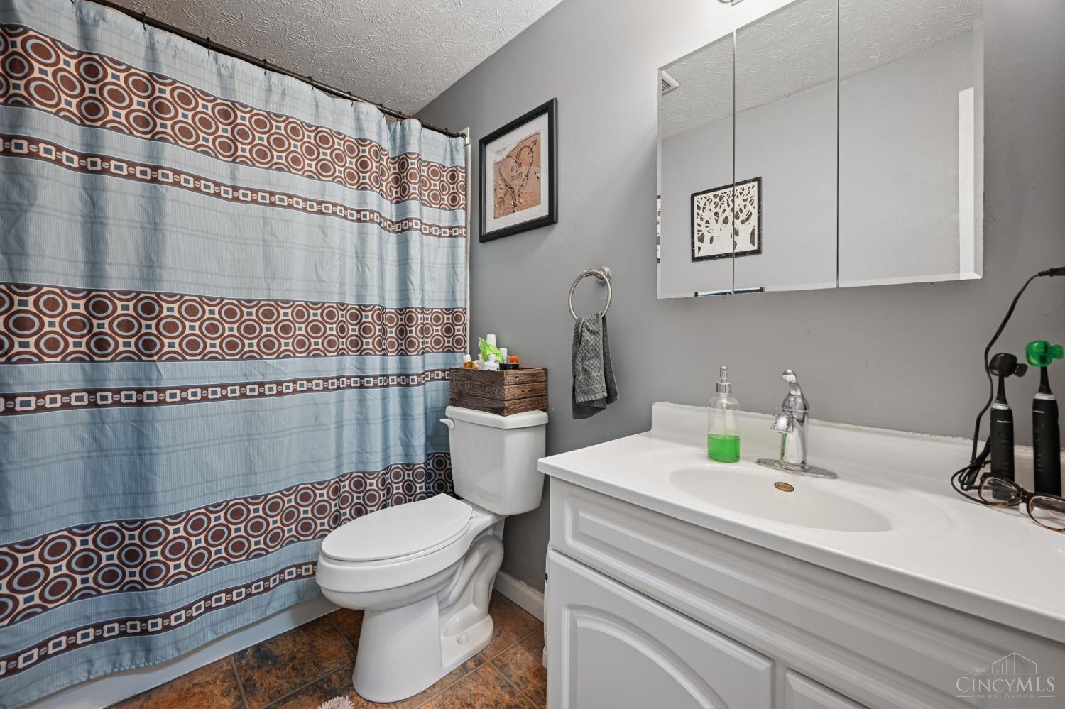 4636 Blackberry Lane