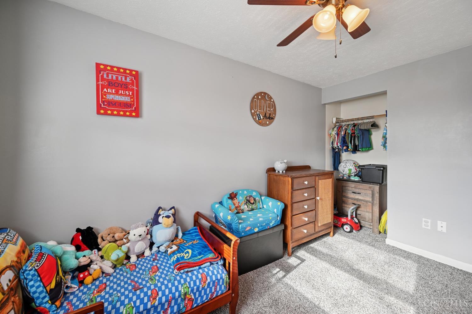 4636 Blackberry Lane