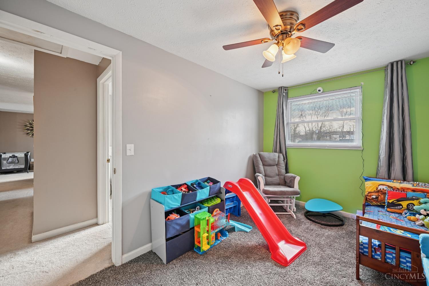 4636 Blackberry Lane