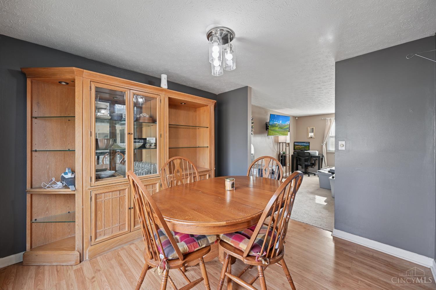 4636 Blackberry Lane