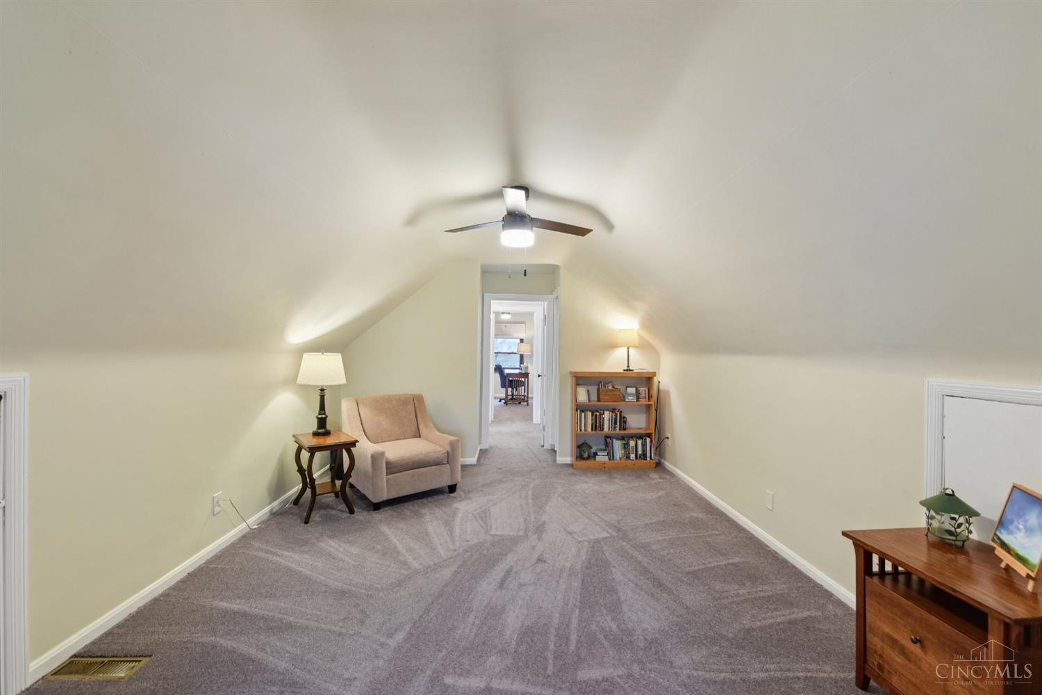 3827 Thornton Drive