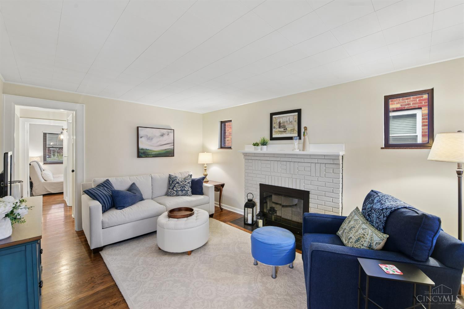 3827 Thornton Drive