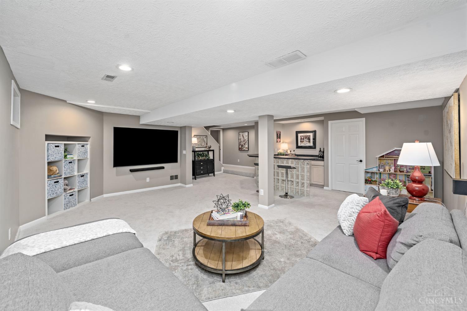 9911 Huntersrun Lane