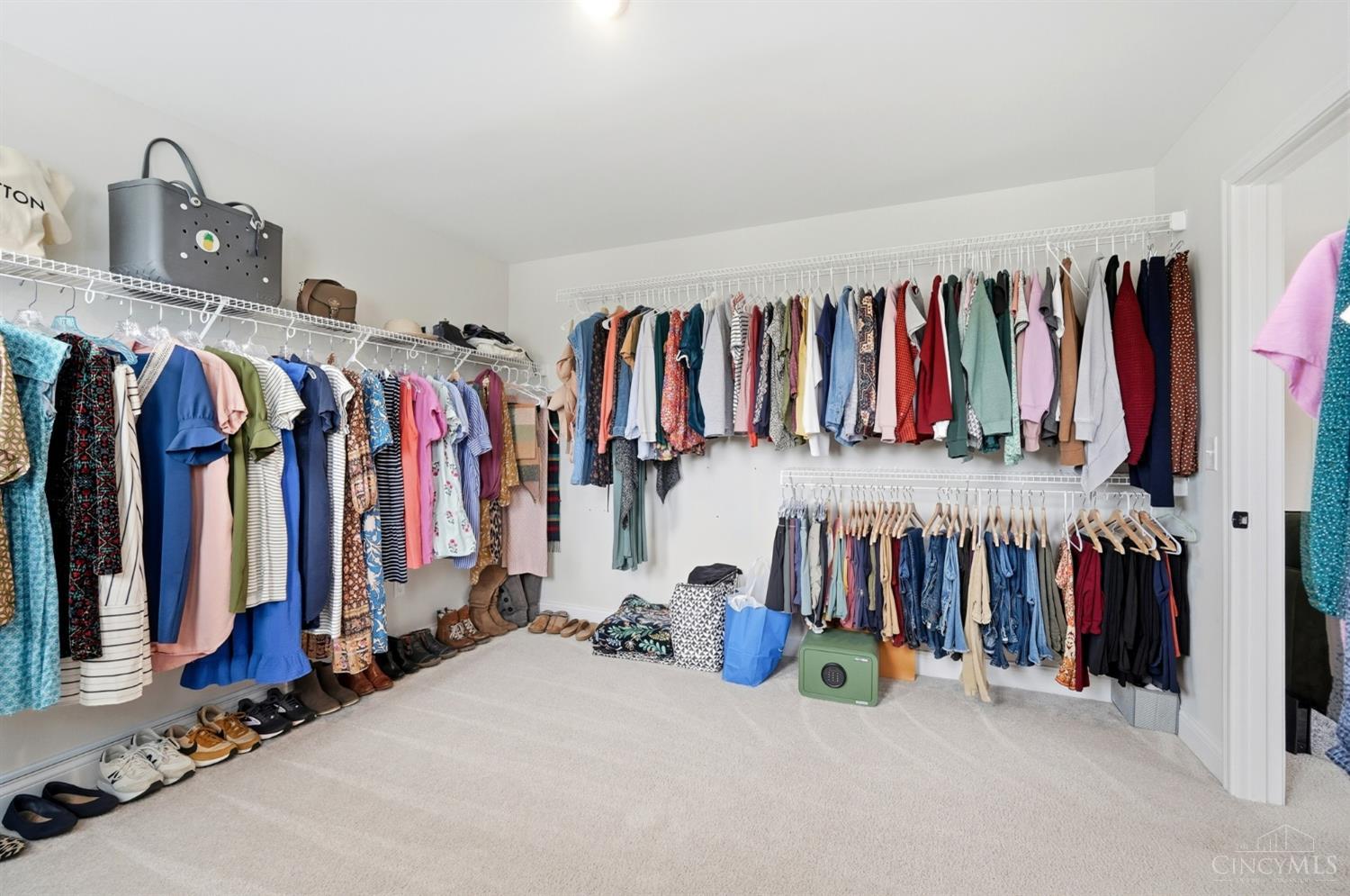 4354 Highland Green Drive