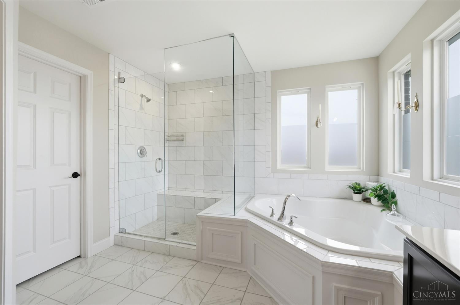 4354 Highland Green Drive