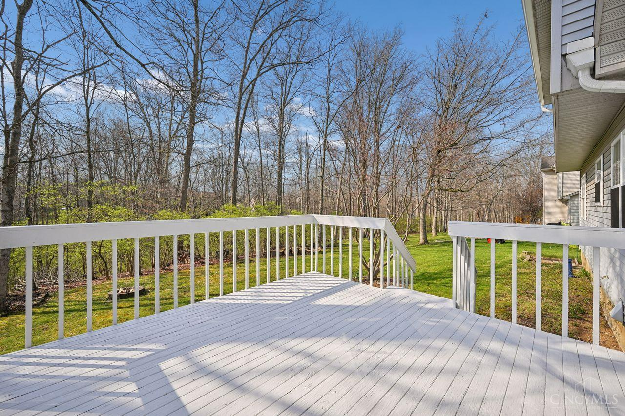 5984 Woodsbend Drive