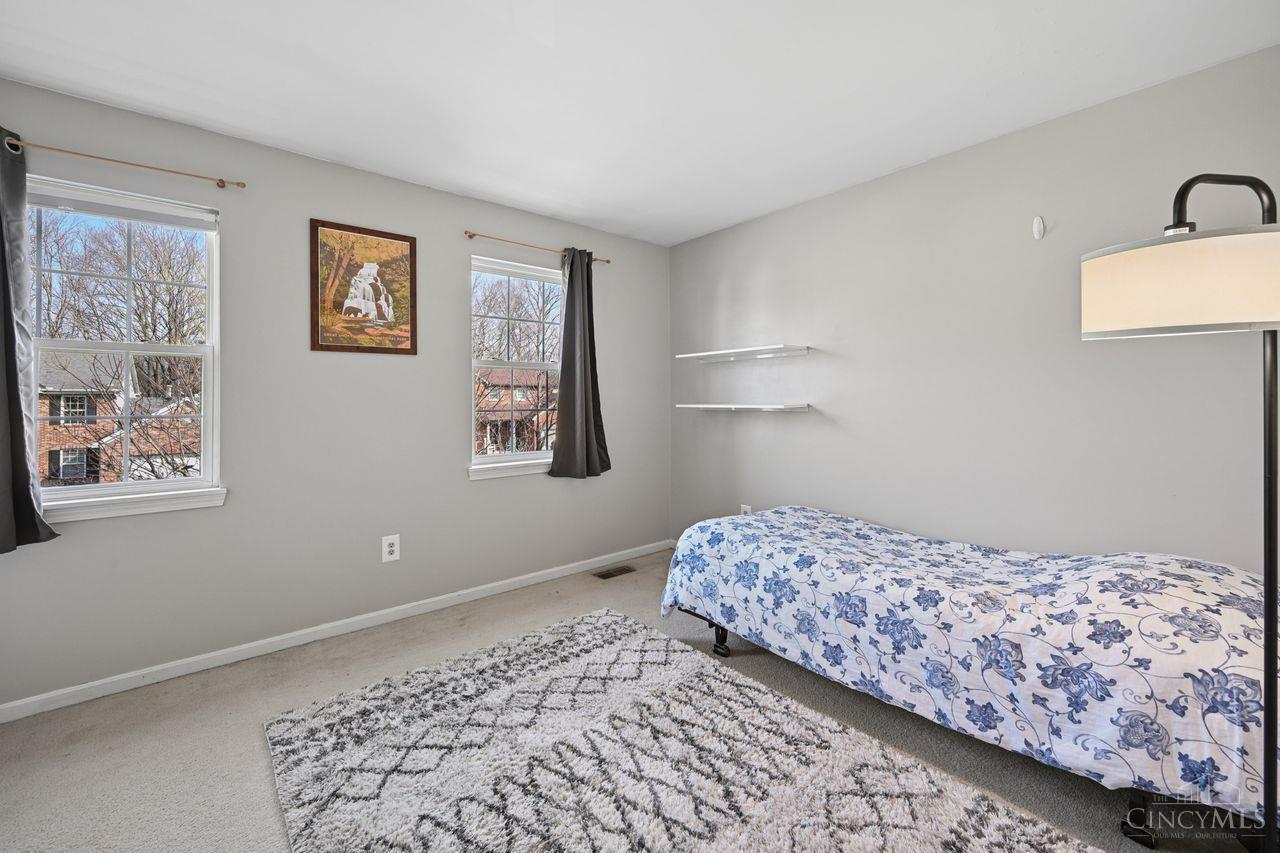 5984 Woodsbend Drive