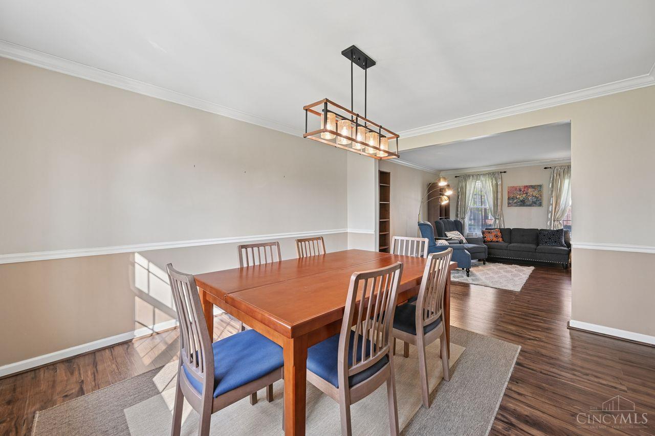 5984 Woodsbend Drive