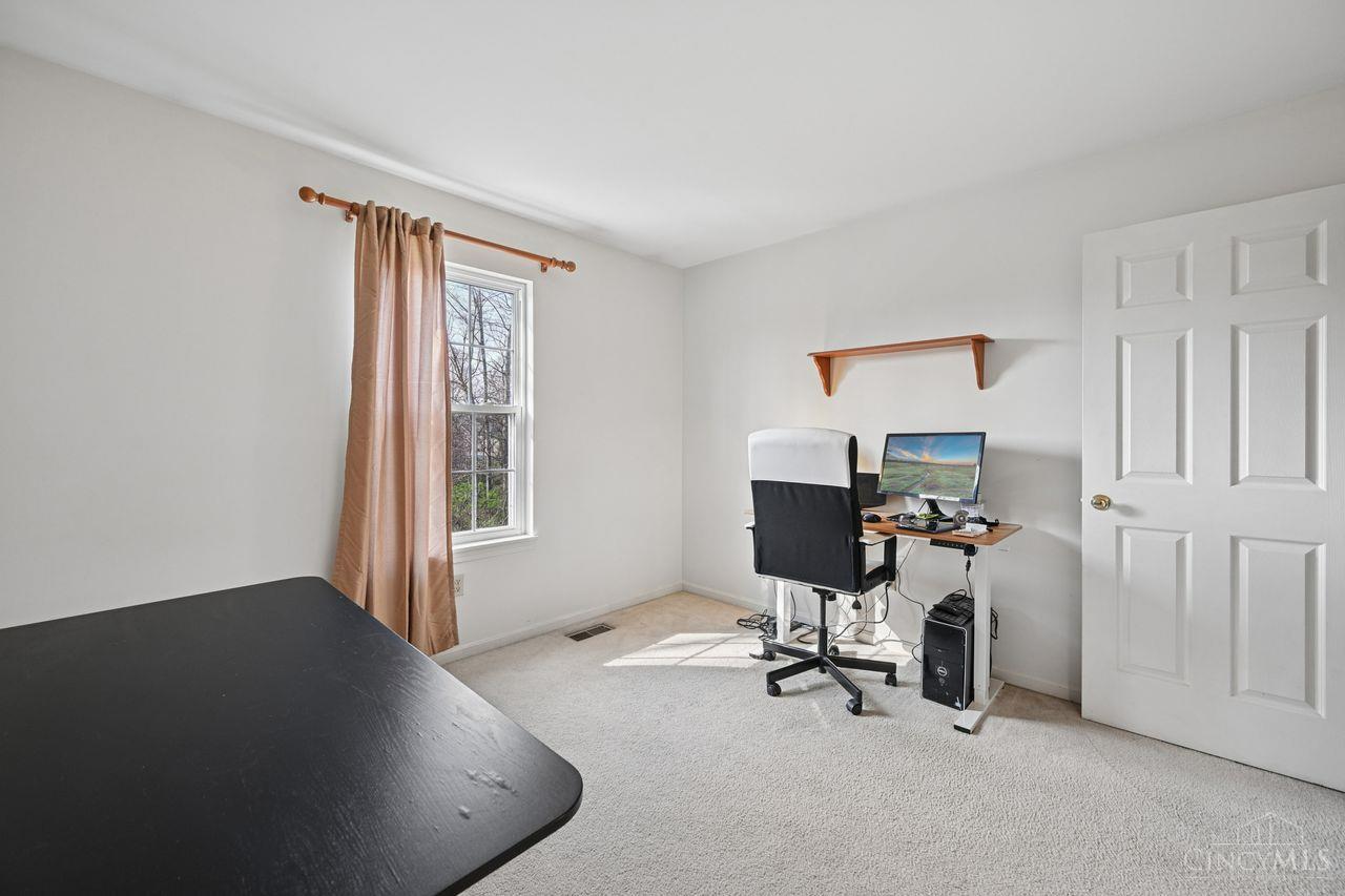 5984 Woodsbend Drive