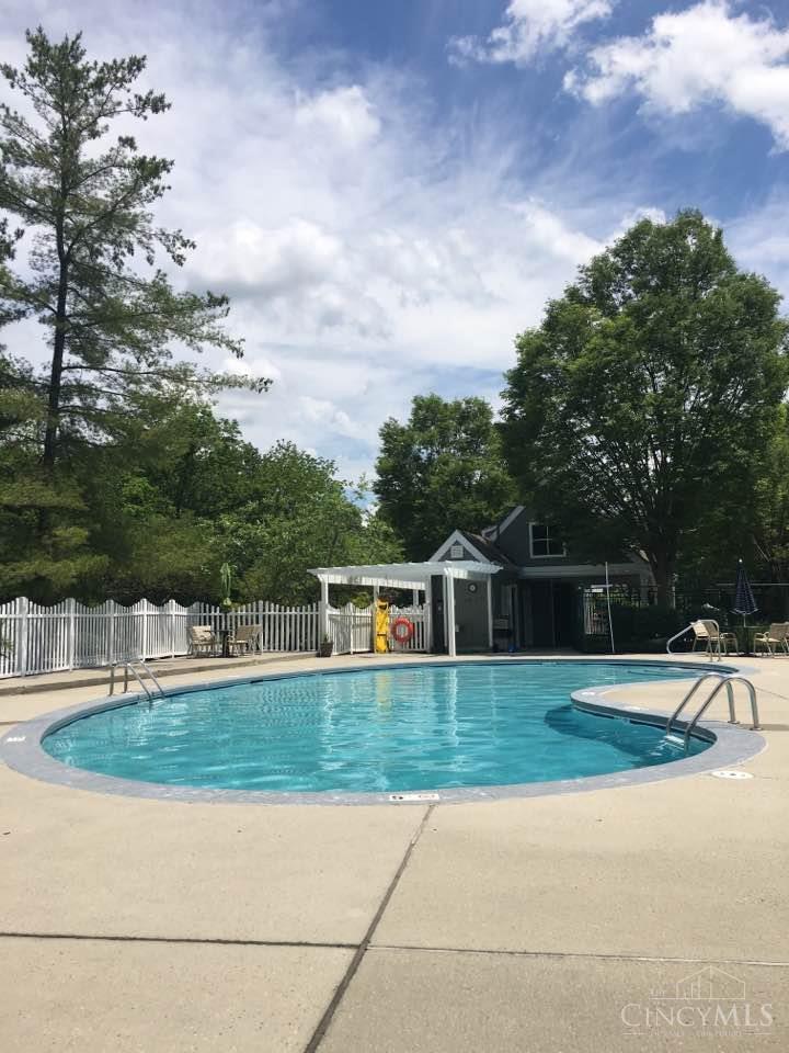 5984 Woodsbend Drive