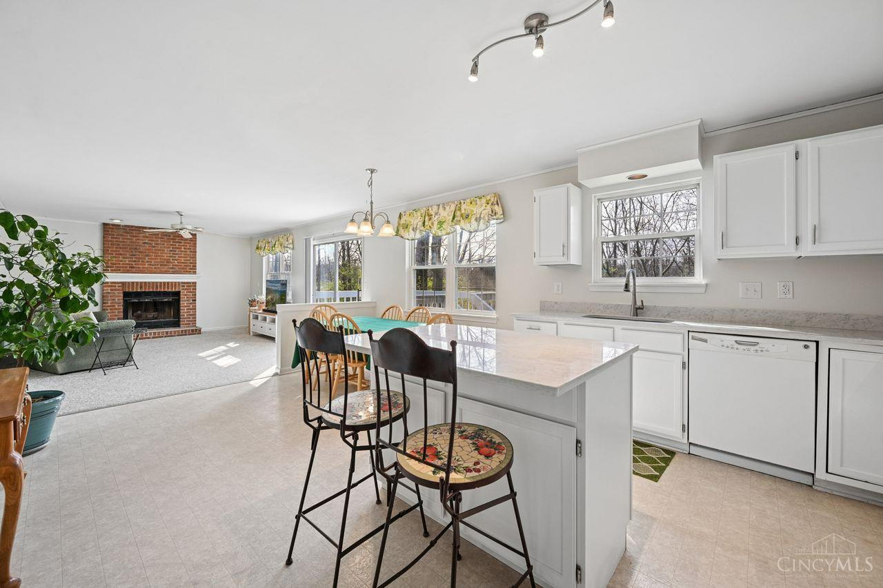 5984 Woodsbend Drive