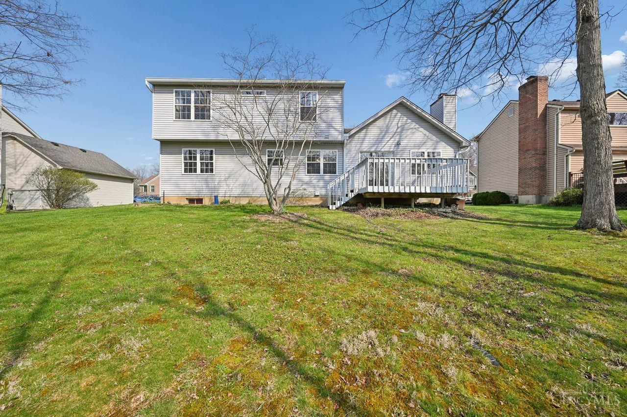 5984 Woodsbend Drive