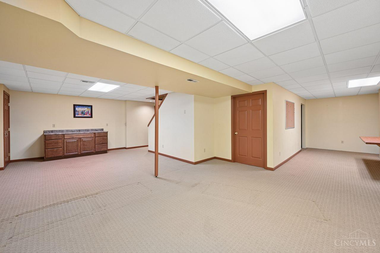 5984 Woodsbend Drive