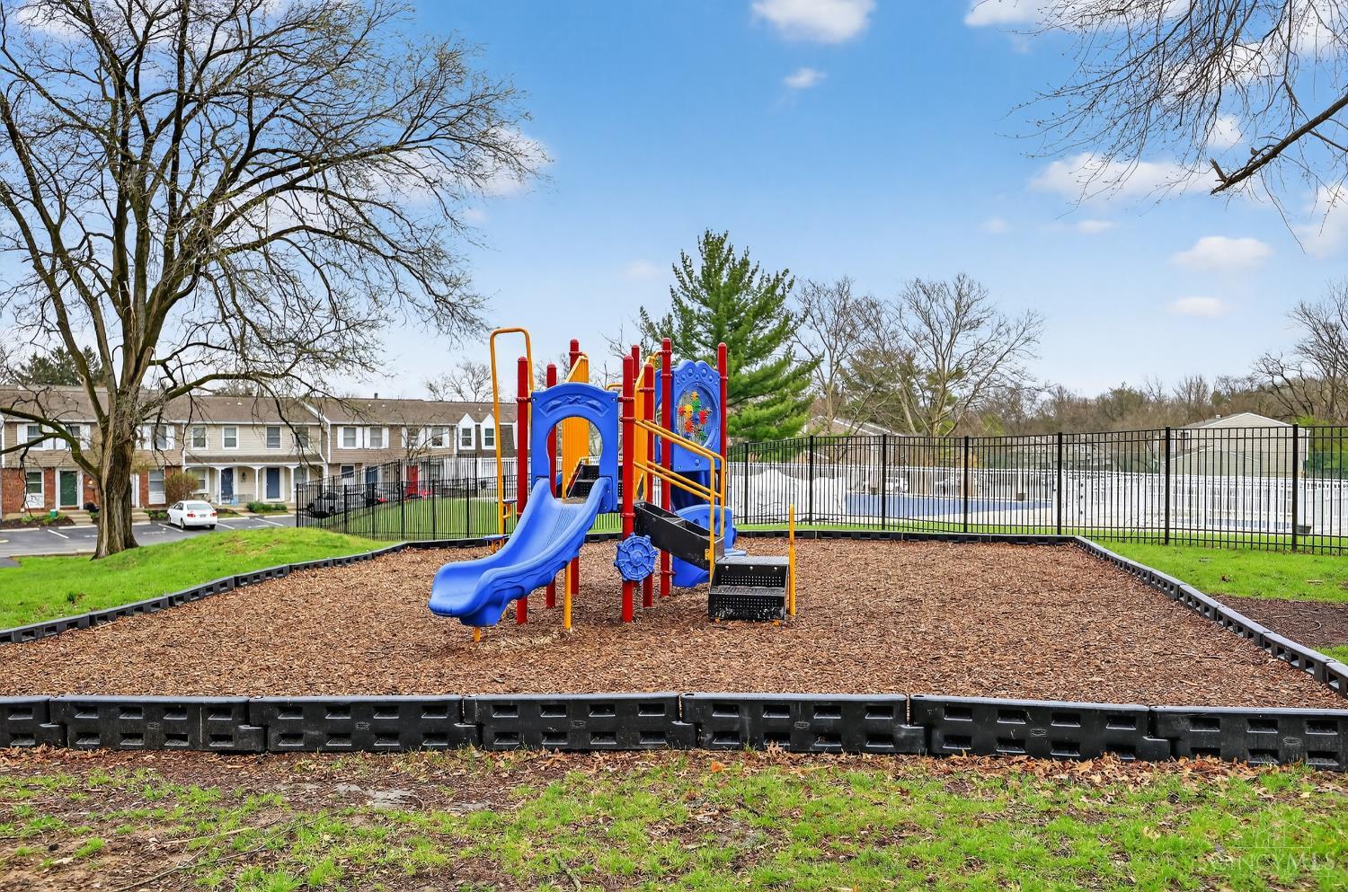 2847 Mossy Brink Court