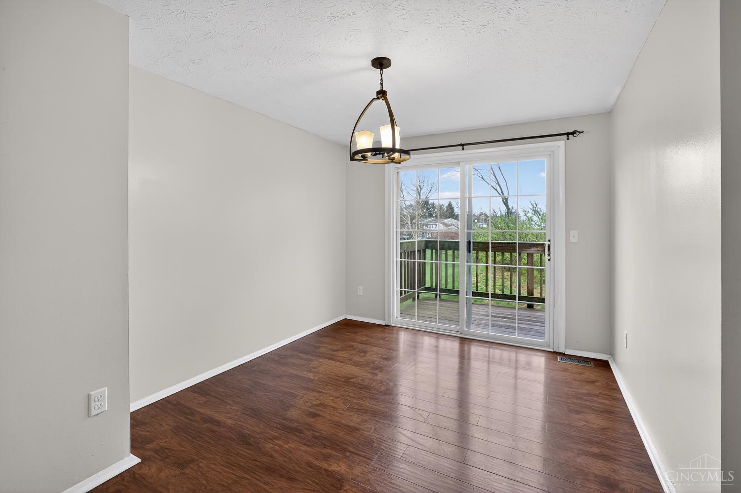 2847 Mossy Brink Court