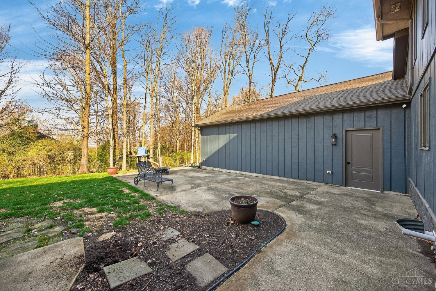 4747 Fawnwood Road