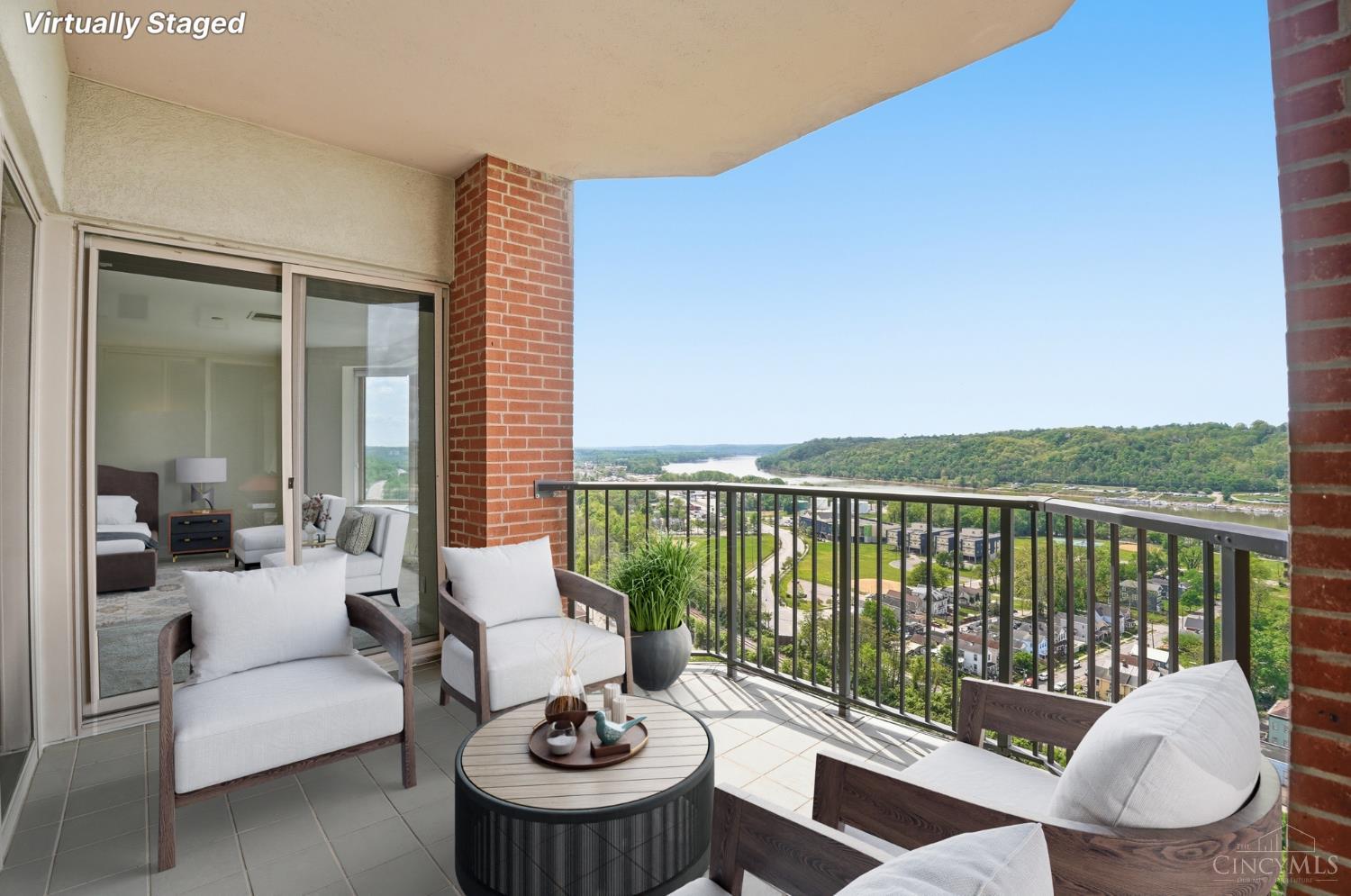 3435 Golden Avenue 1402