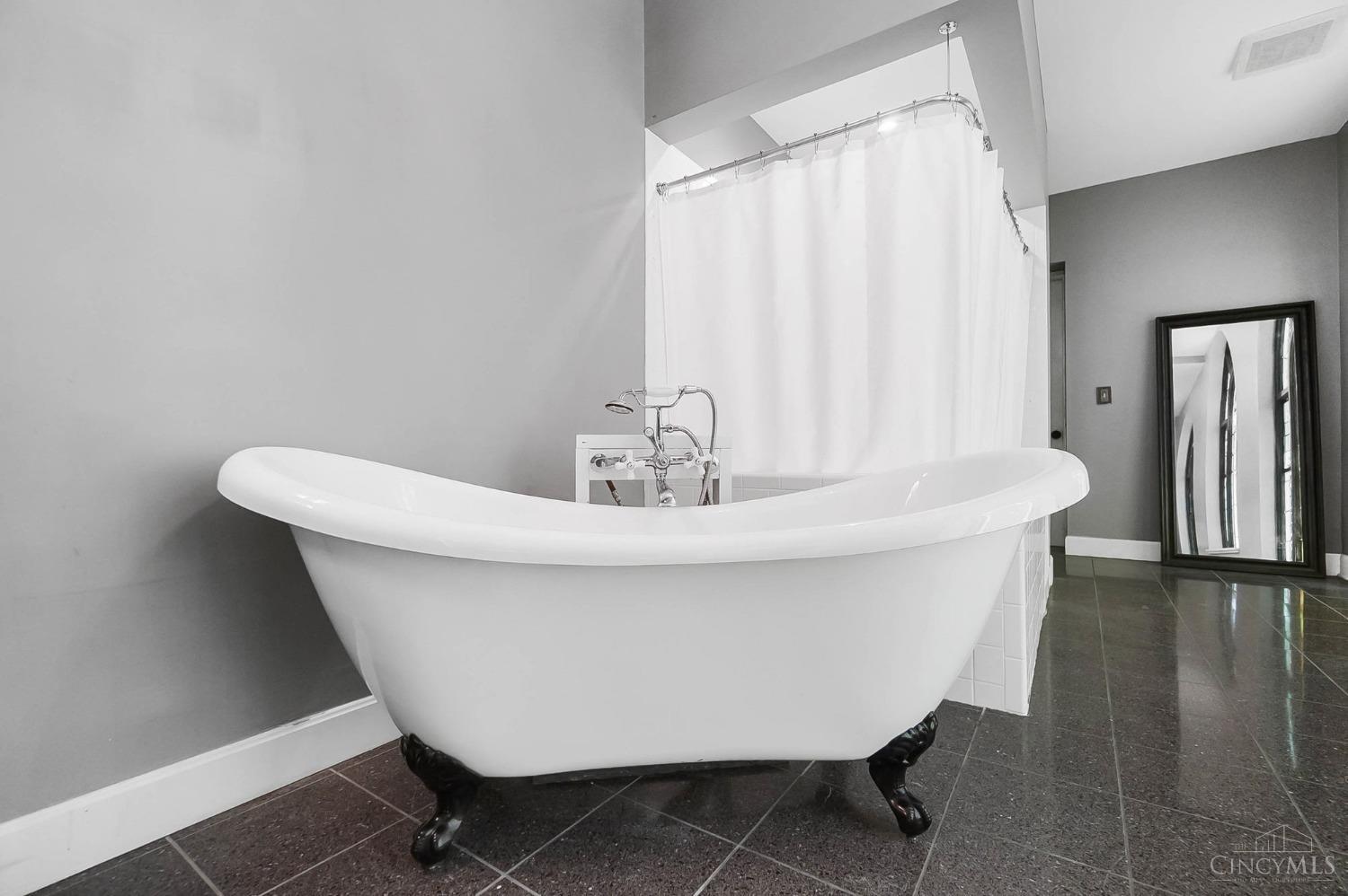 4117 Thirty Fourth Avenue