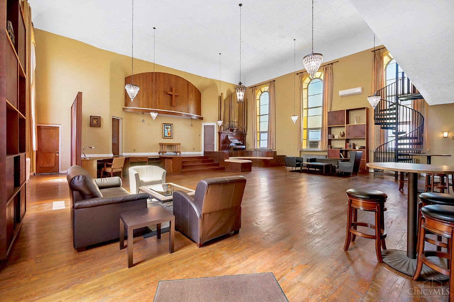 4117 Thirty Fourth Avenue