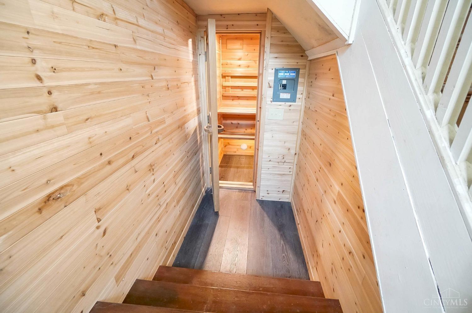 4117 Thirty Fourth Avenue