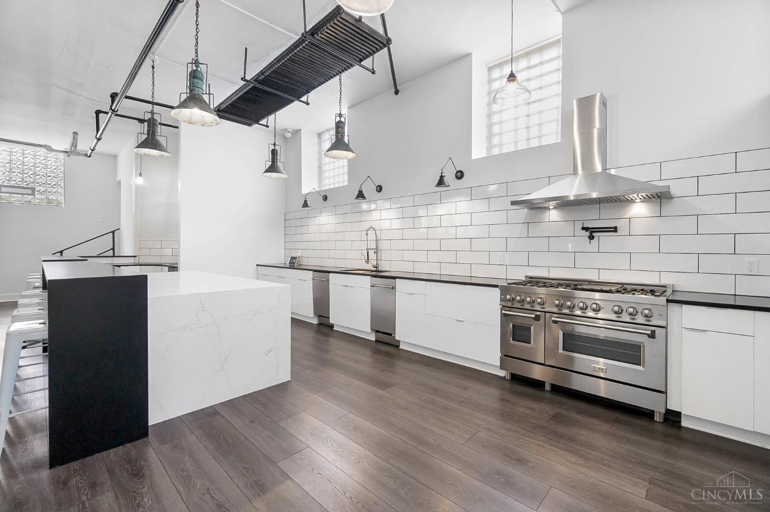 4117 Thirty Fourth Avenue