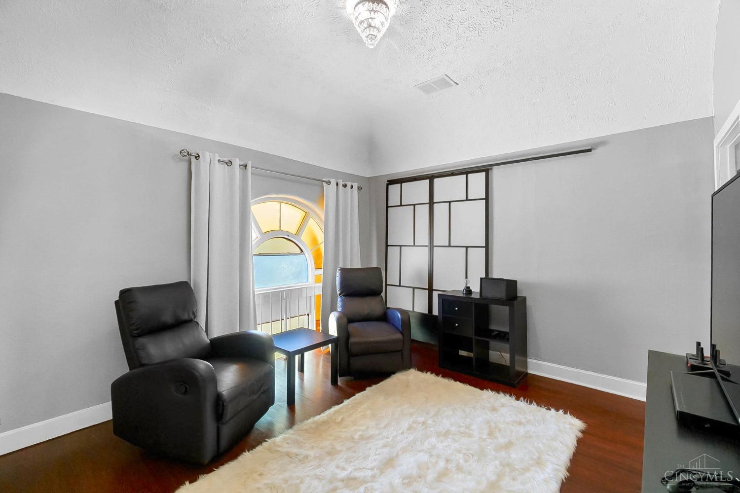 4117 Thirty Fourth Avenue