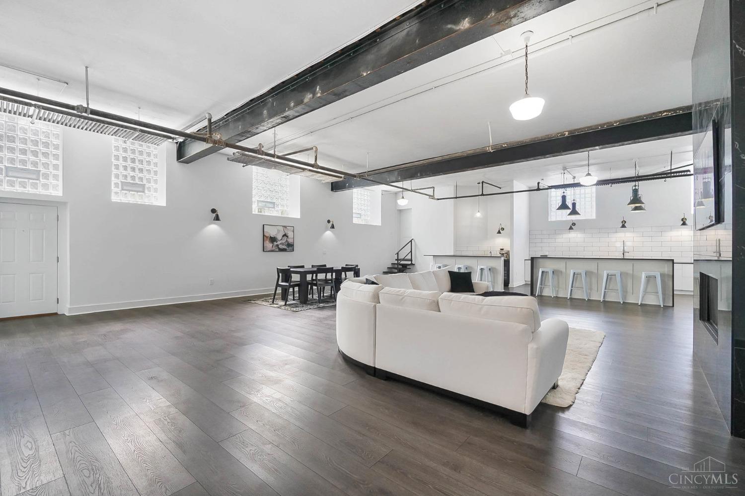 4117 Thirty Fourth Avenue