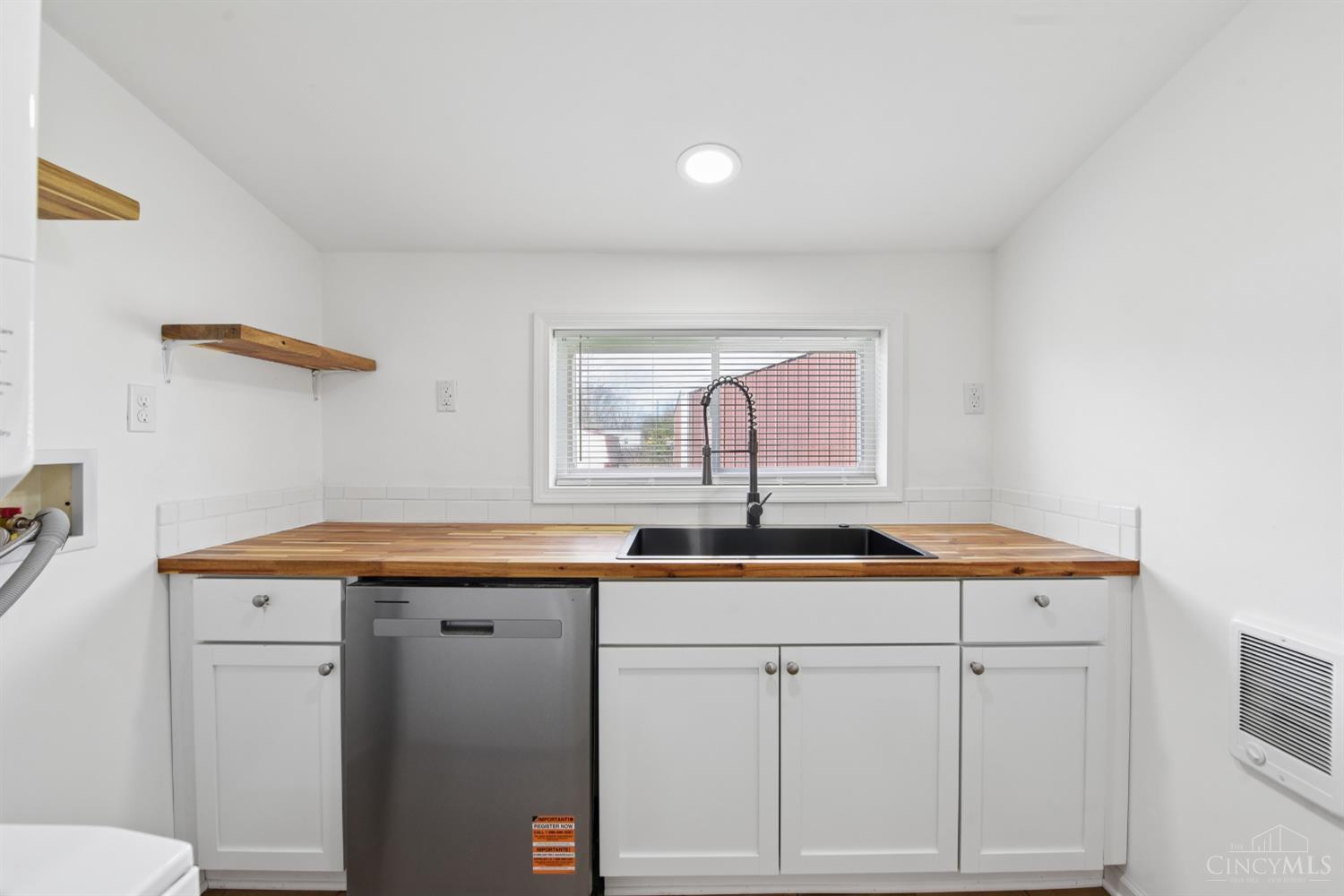 323 N Coffee Street