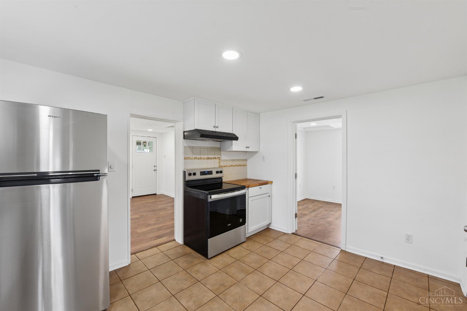 323 N Coffee Street