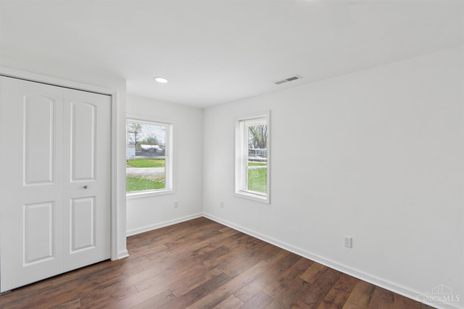 323 N Coffee Street