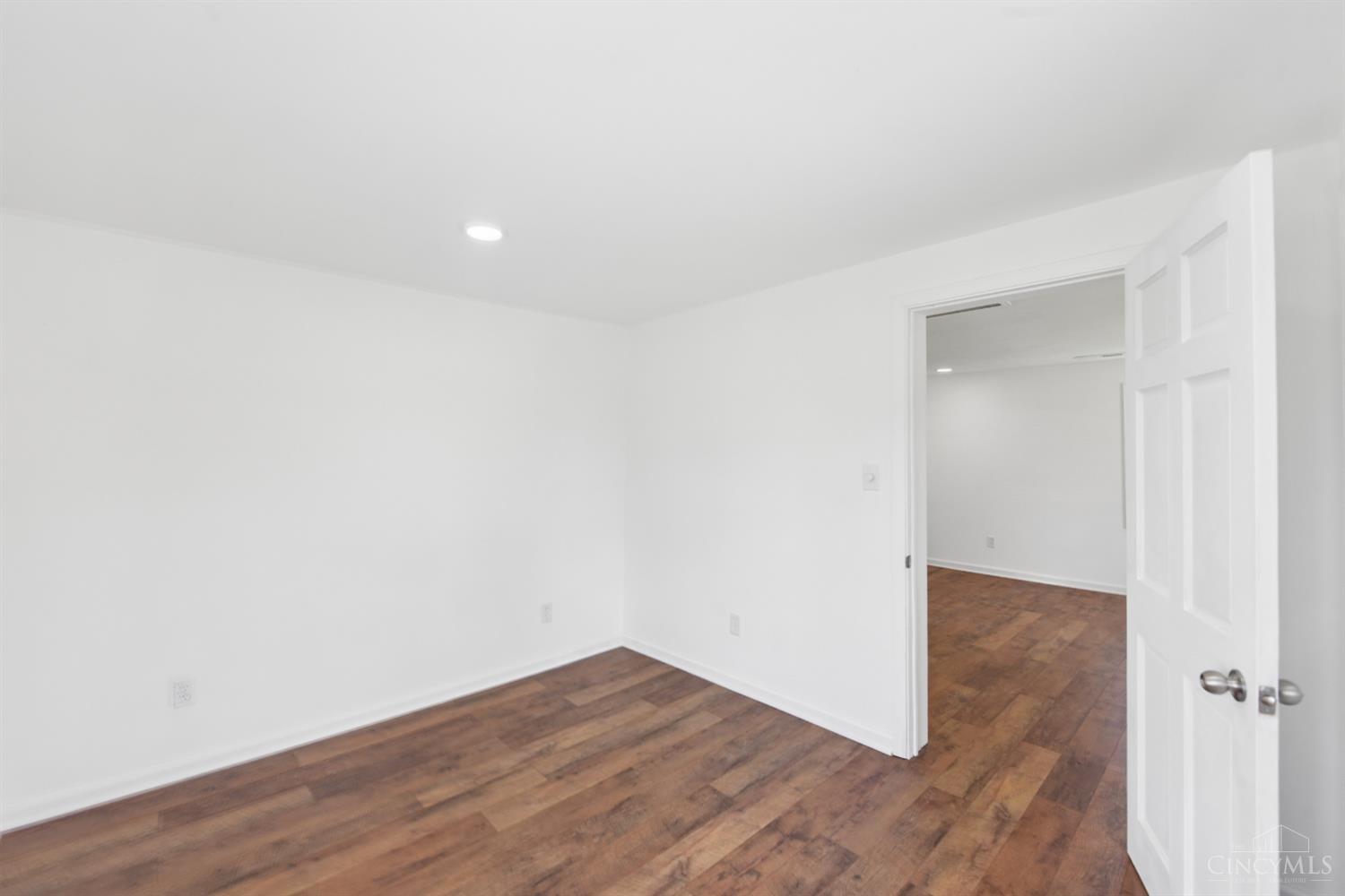 323 N Coffee Street