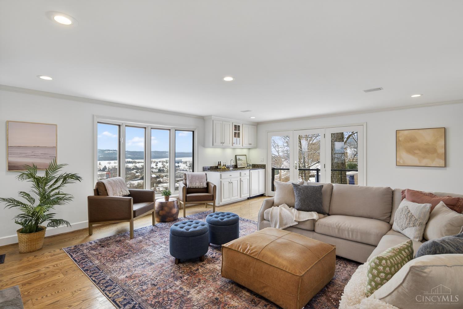 1002 Richwood Circle