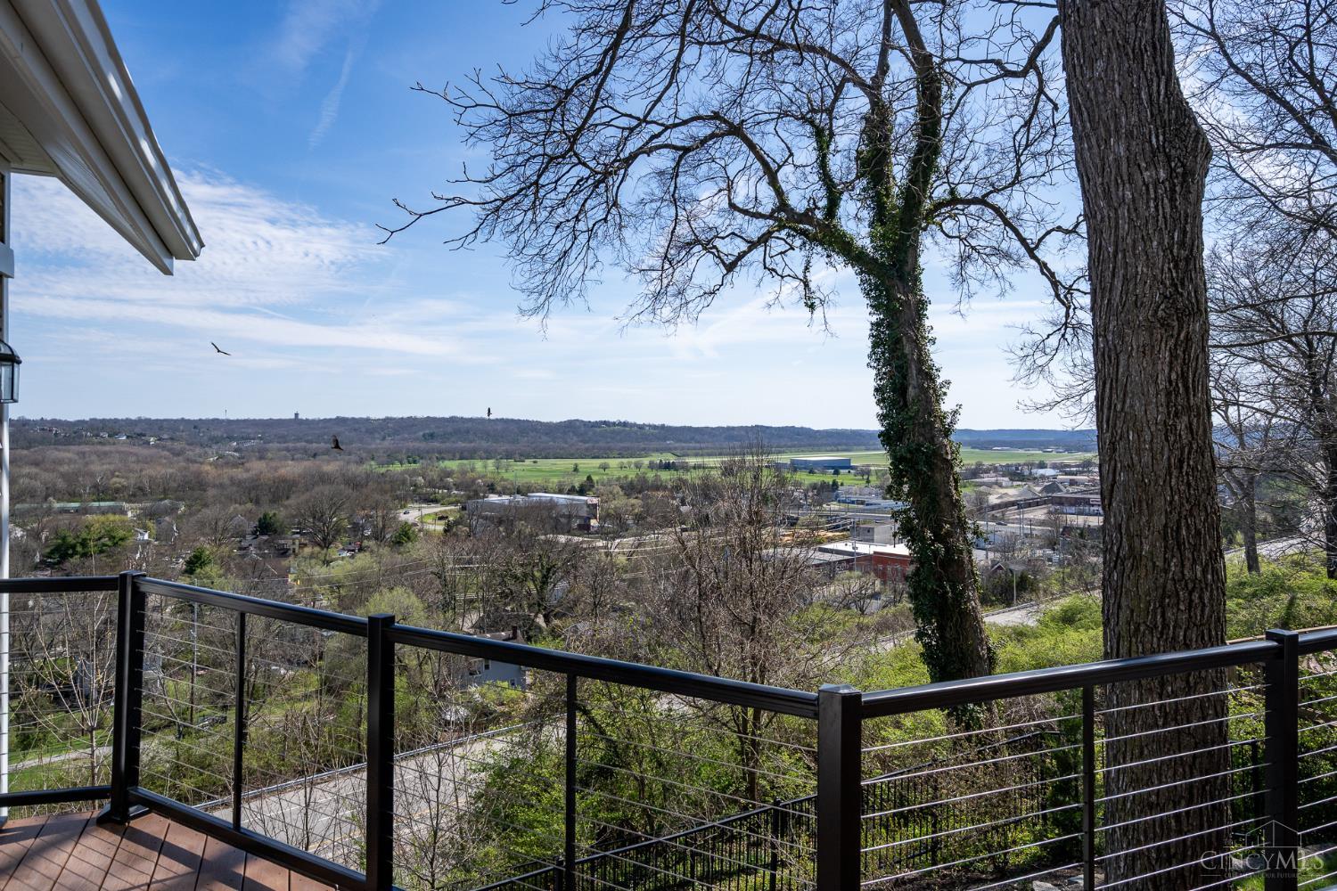 1002 Richwood Circle