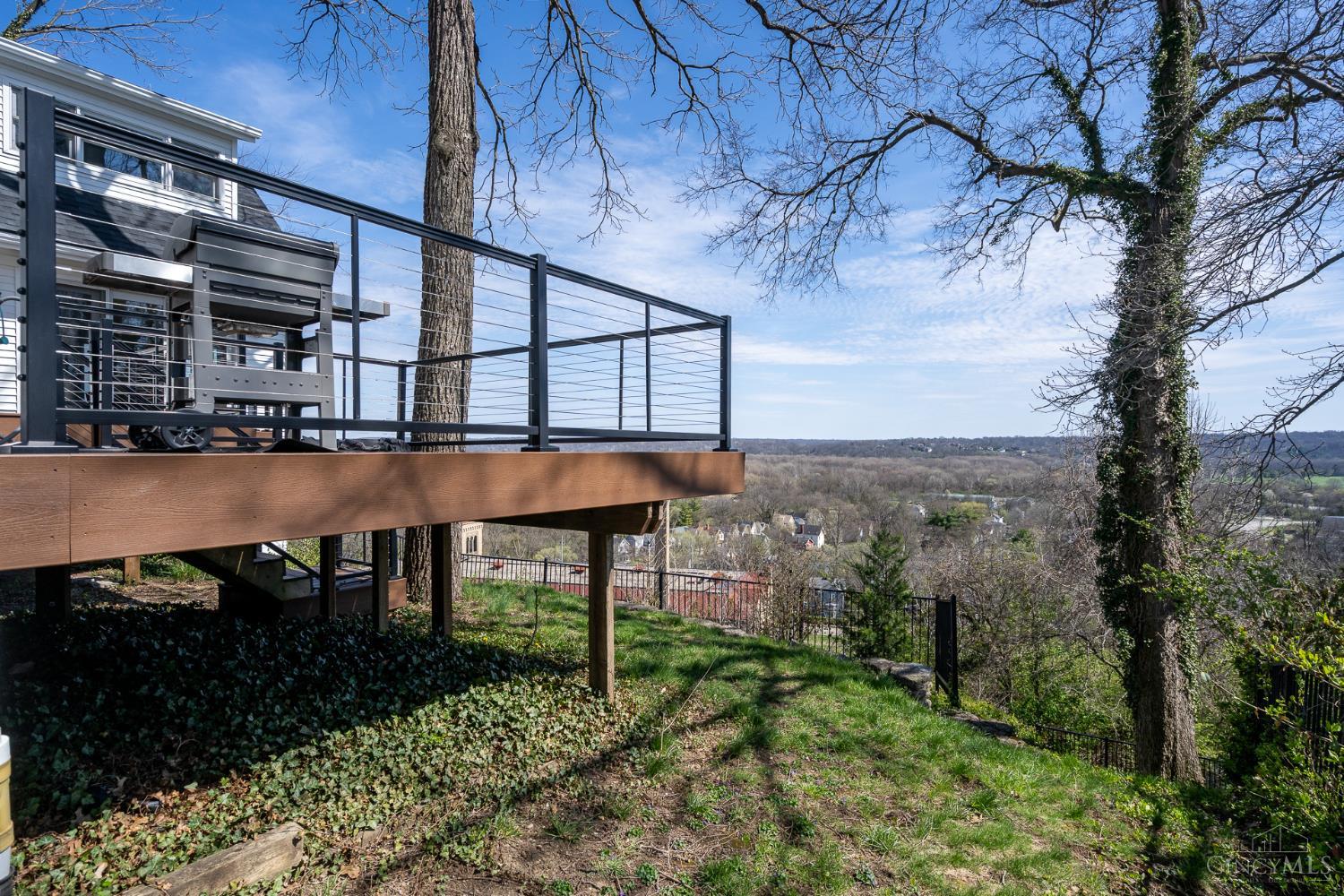 1002 Richwood Circle