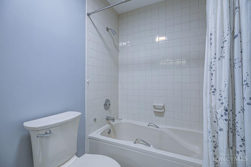 6338 Eagles Lake Drive