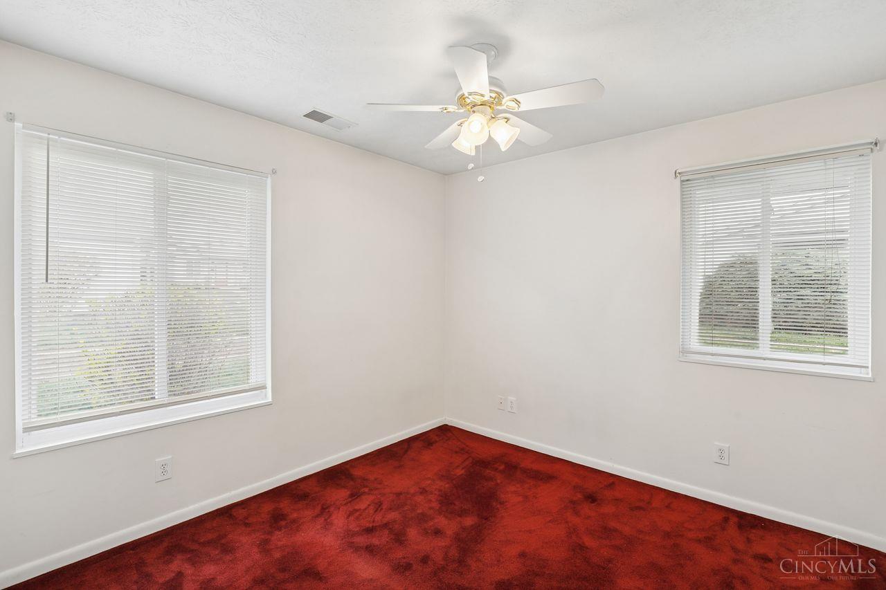 1044 E Crescentville Road