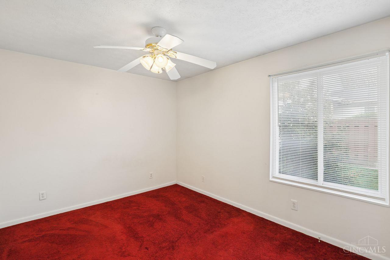 1044 E Crescentville Road