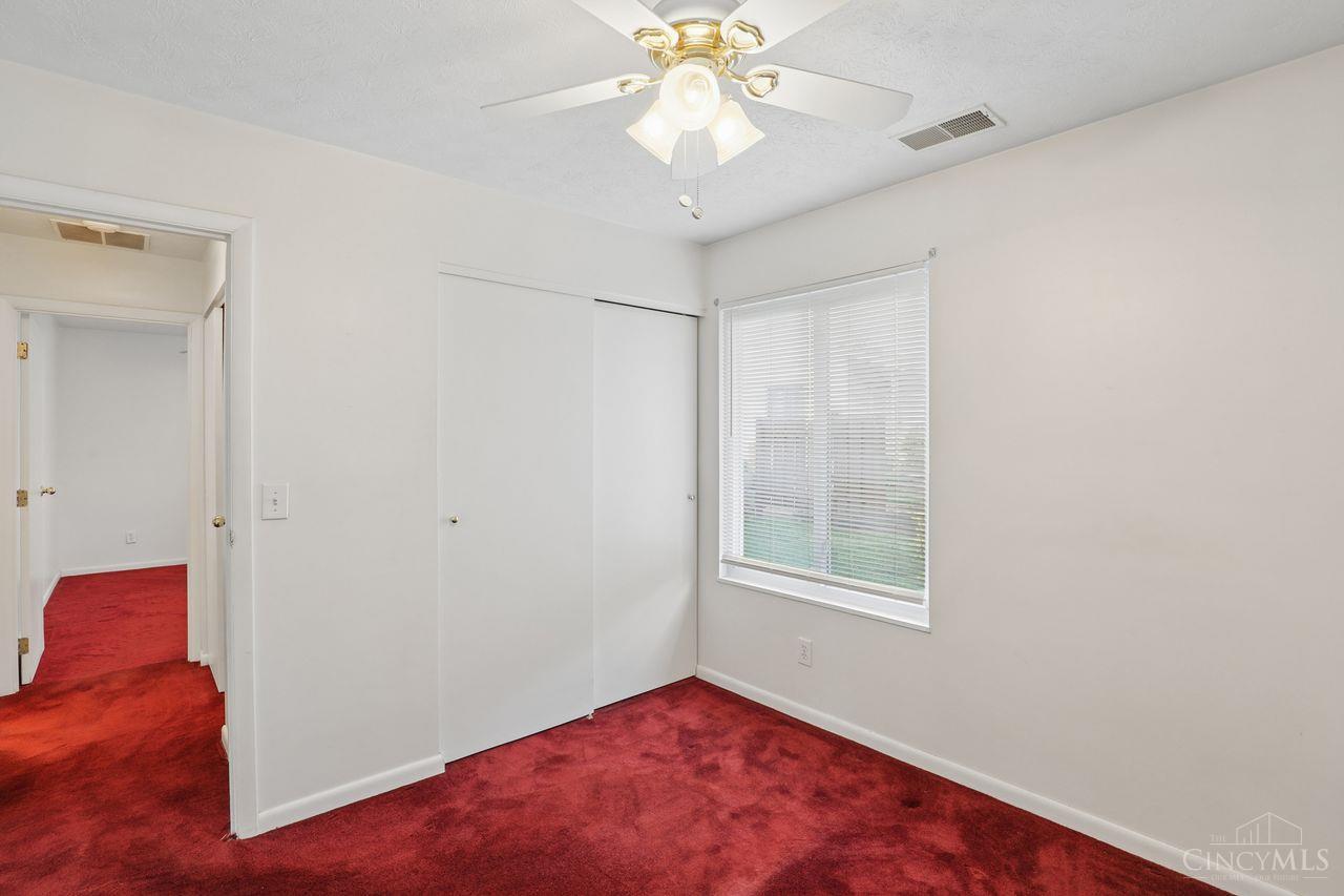 1044 E Crescentville Road