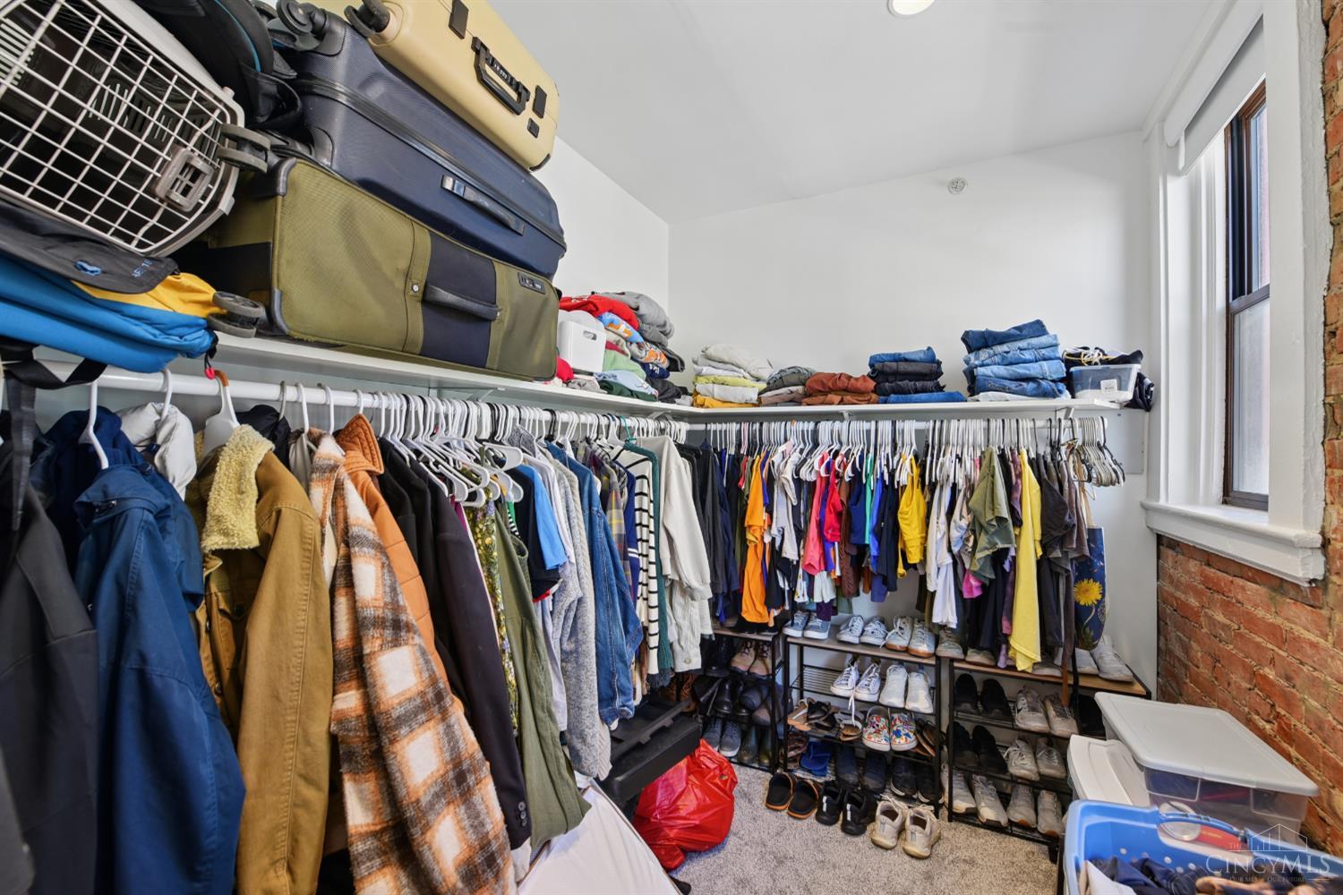 5 W Twelfth Street 1