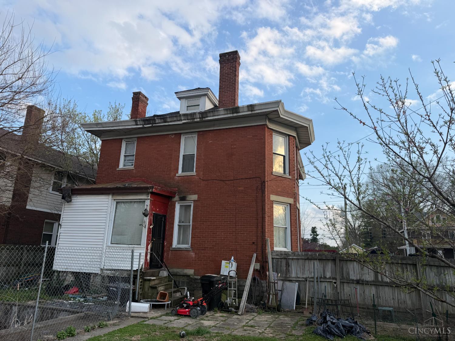 1824 W North Bend Road