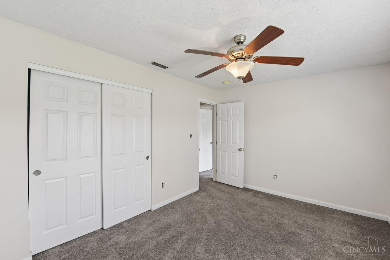 3855 Thorngate Drive