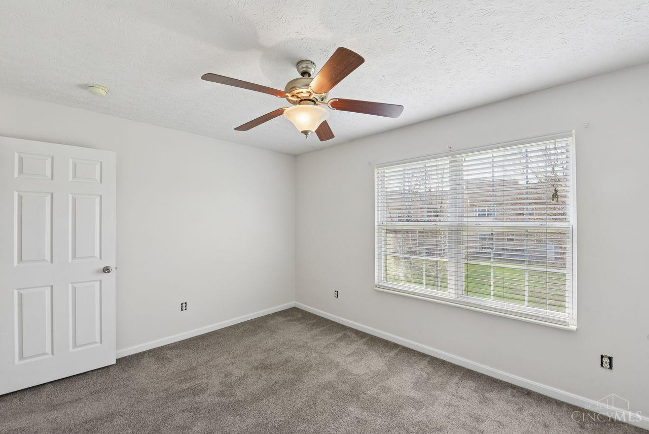 3855 Thorngate Drive