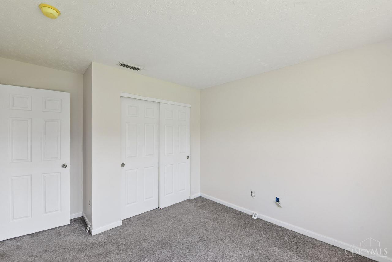 3855 Thorngate Drive