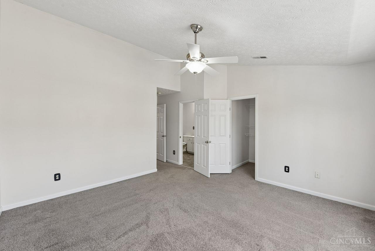 3855 Thorngate Drive