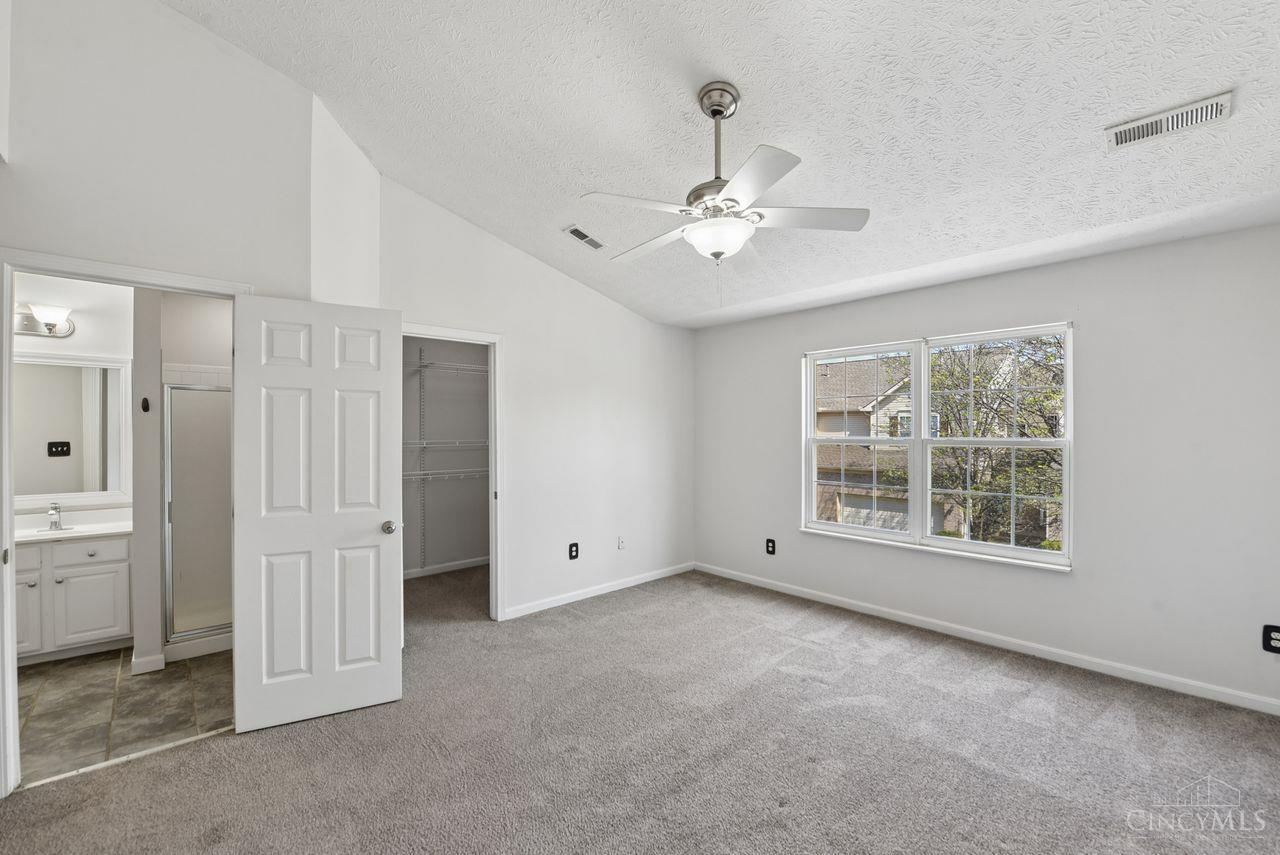 3855 Thorngate Drive