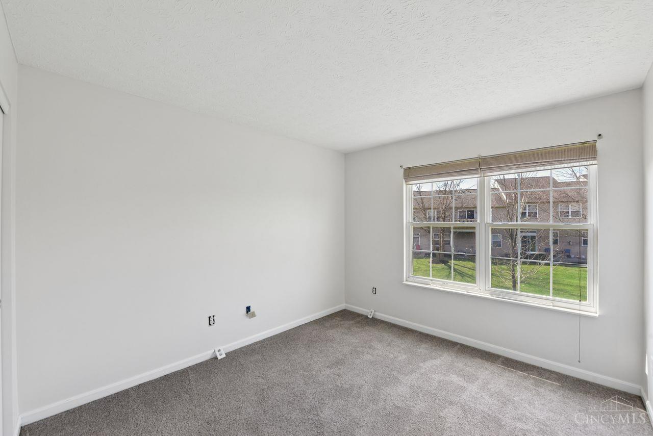 3855 Thorngate Drive