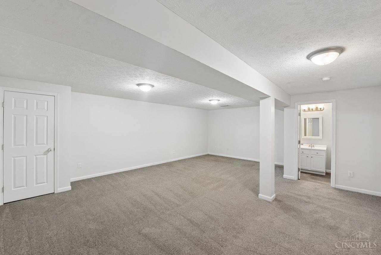 3855 Thorngate Drive